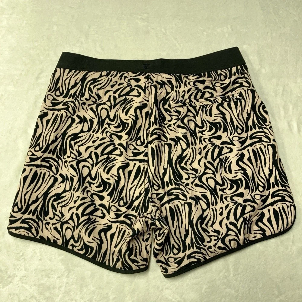 Born Primitive Island Shorts 5